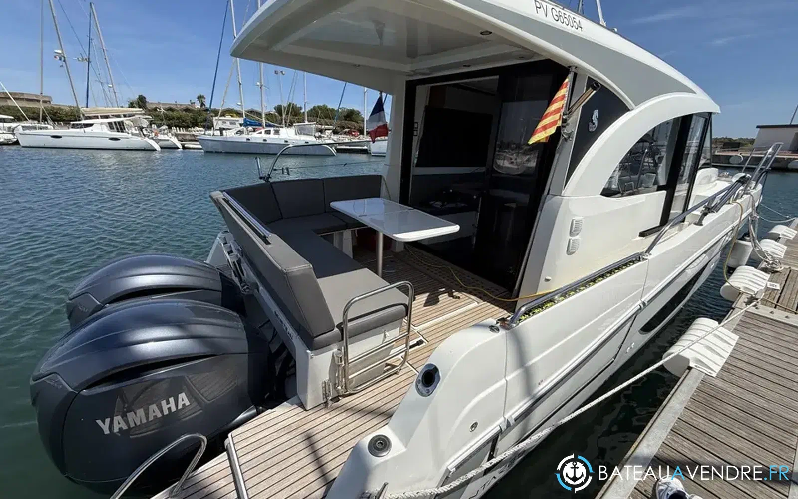 slider 5 Beneteau Antares 11 OB