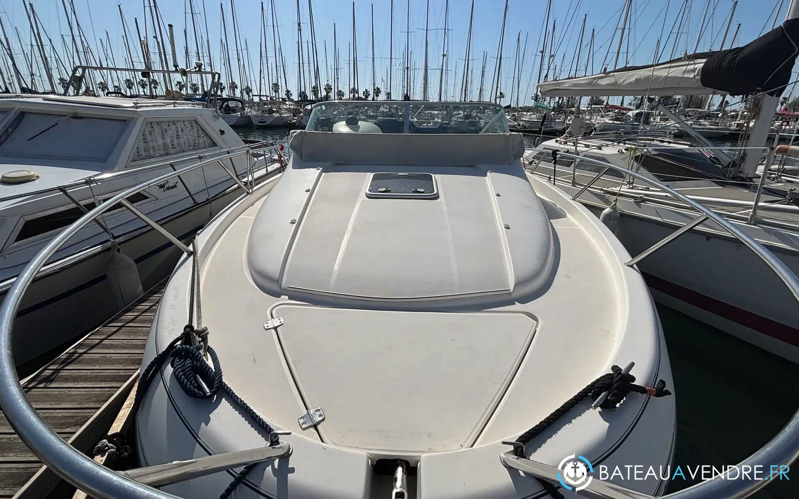 slider 8 Jeanneau Leader 805