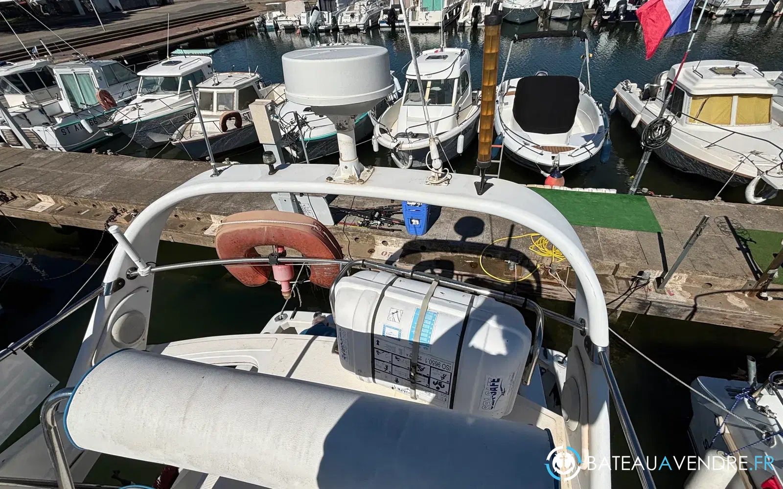 slider 45 Uniquest Marine Navistar 31