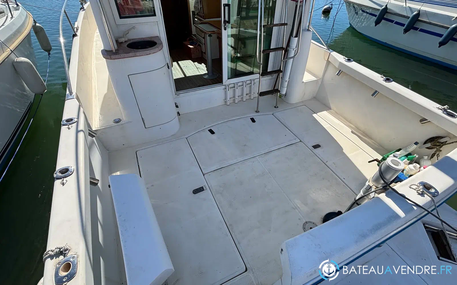 slider 4 Uniquest Marine Navistar 31