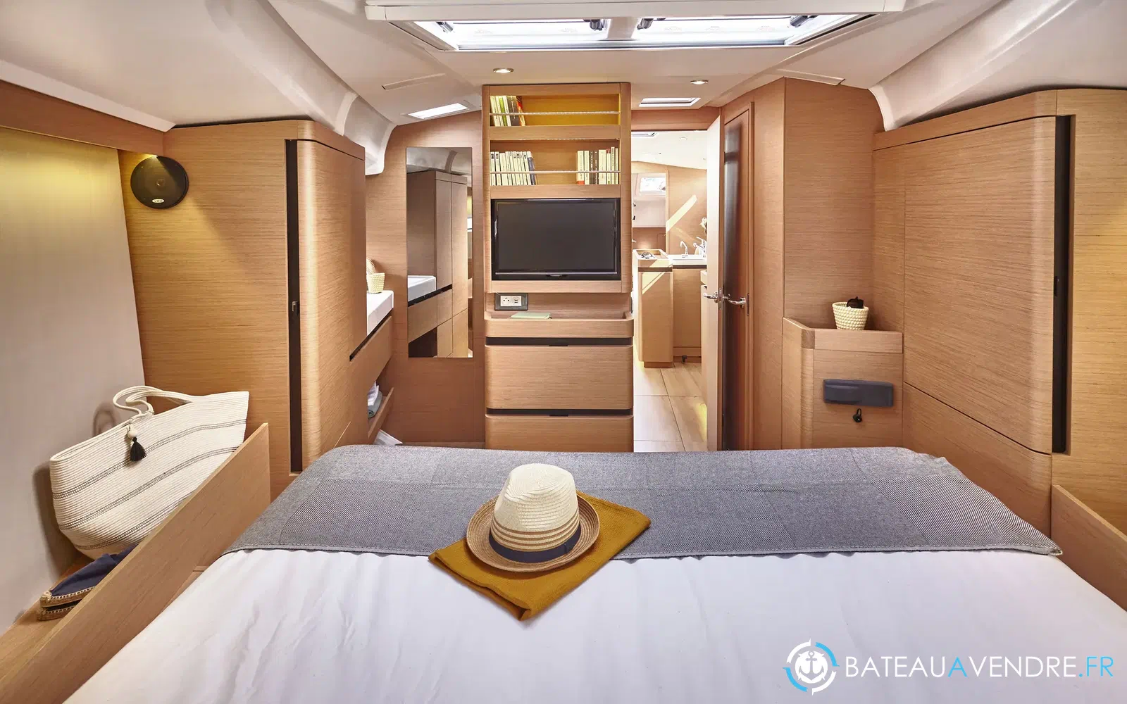 slider 9 Jeanneau Sun Odyssey 490