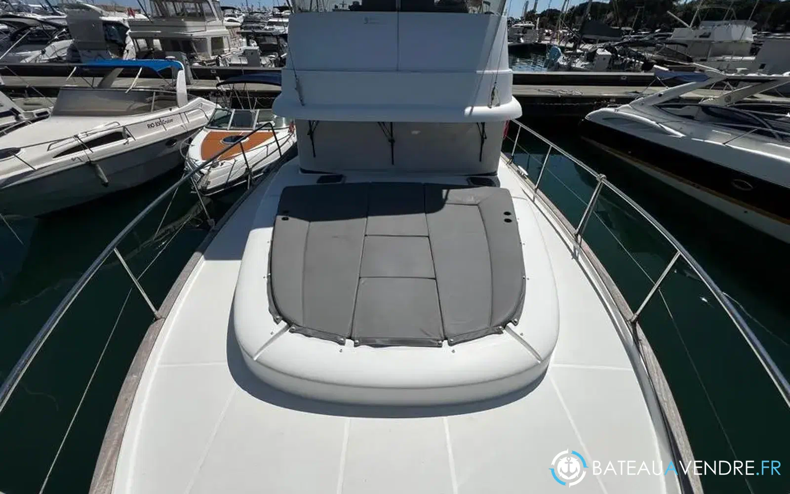 slider 17 Beneteau Swift Trawler 44