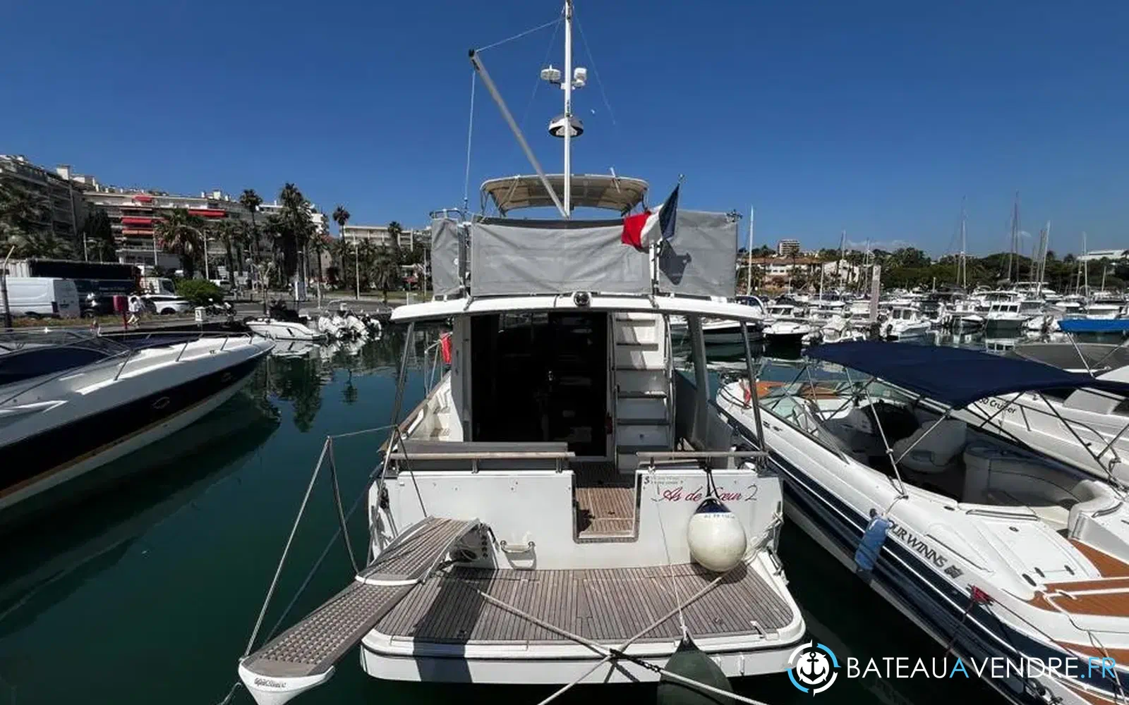 slider 1 Beneteau Swift Trawler 44
