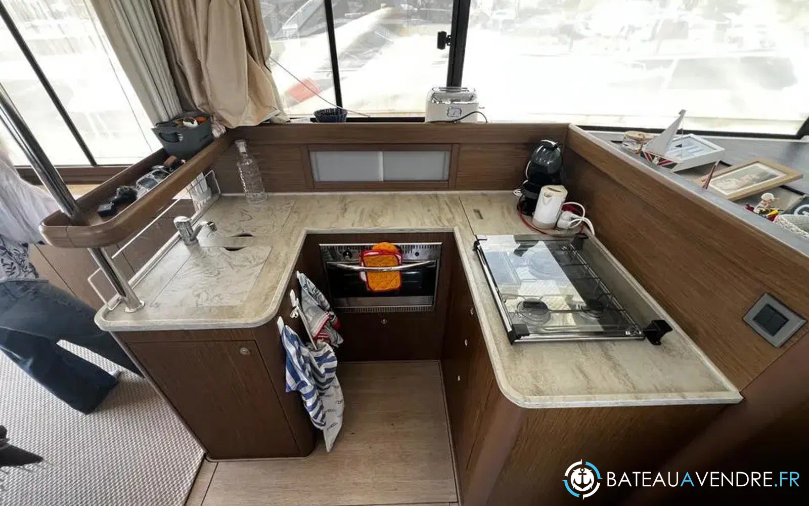 slider 6 Beneteau Swift Trawler 44