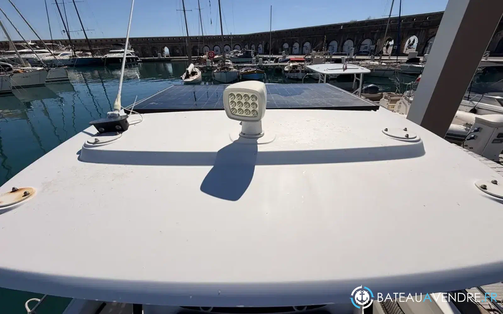 slider 13 Jeanneau Cap Camarat 9.0 CC