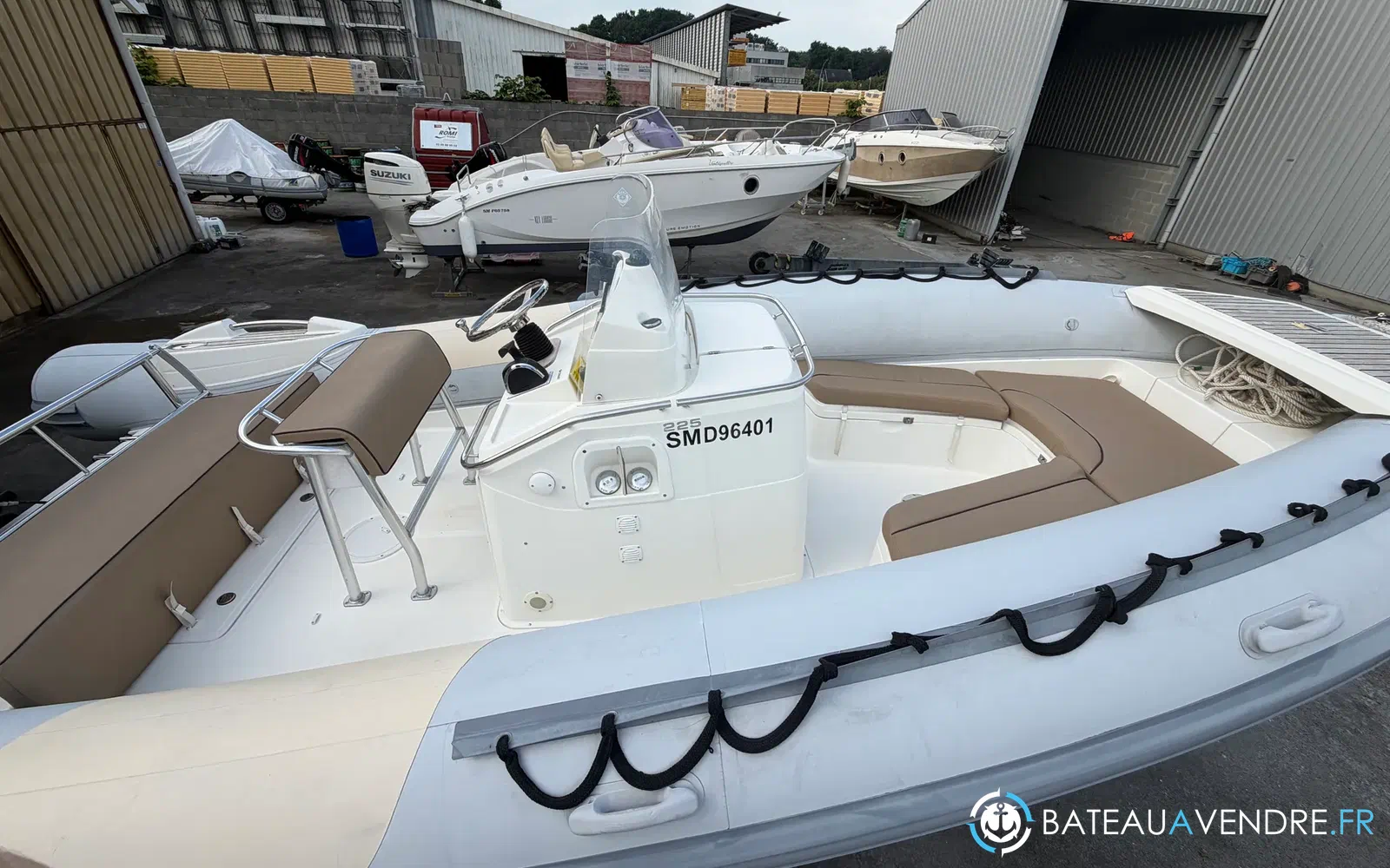 slider 0 Seahawk 225