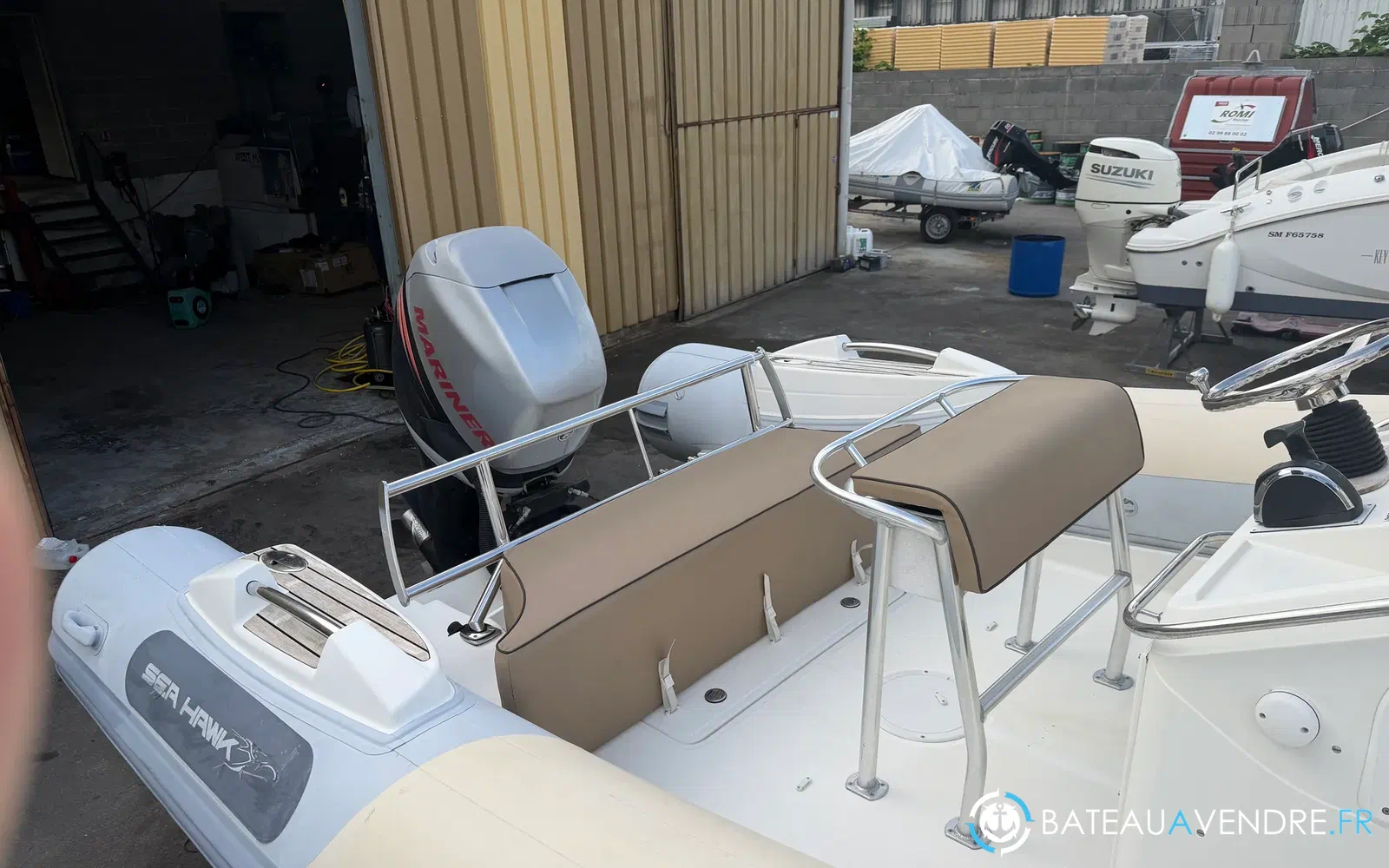 slider 4 Seahawk 225
