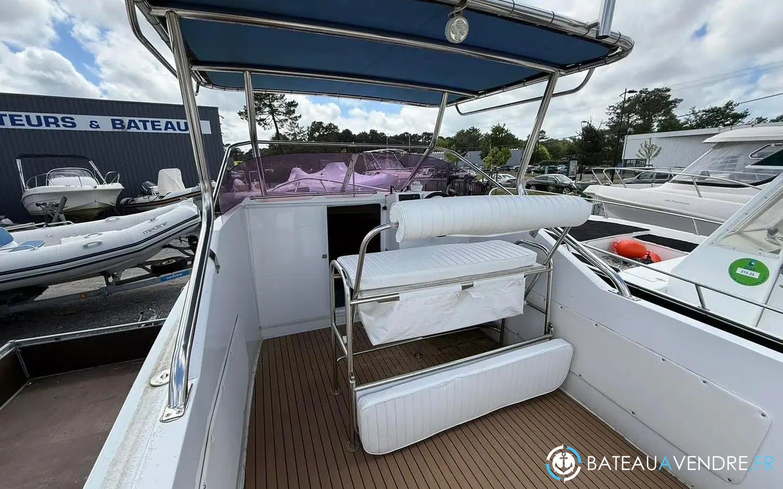 slider 11 Yachting France Arcoa 630