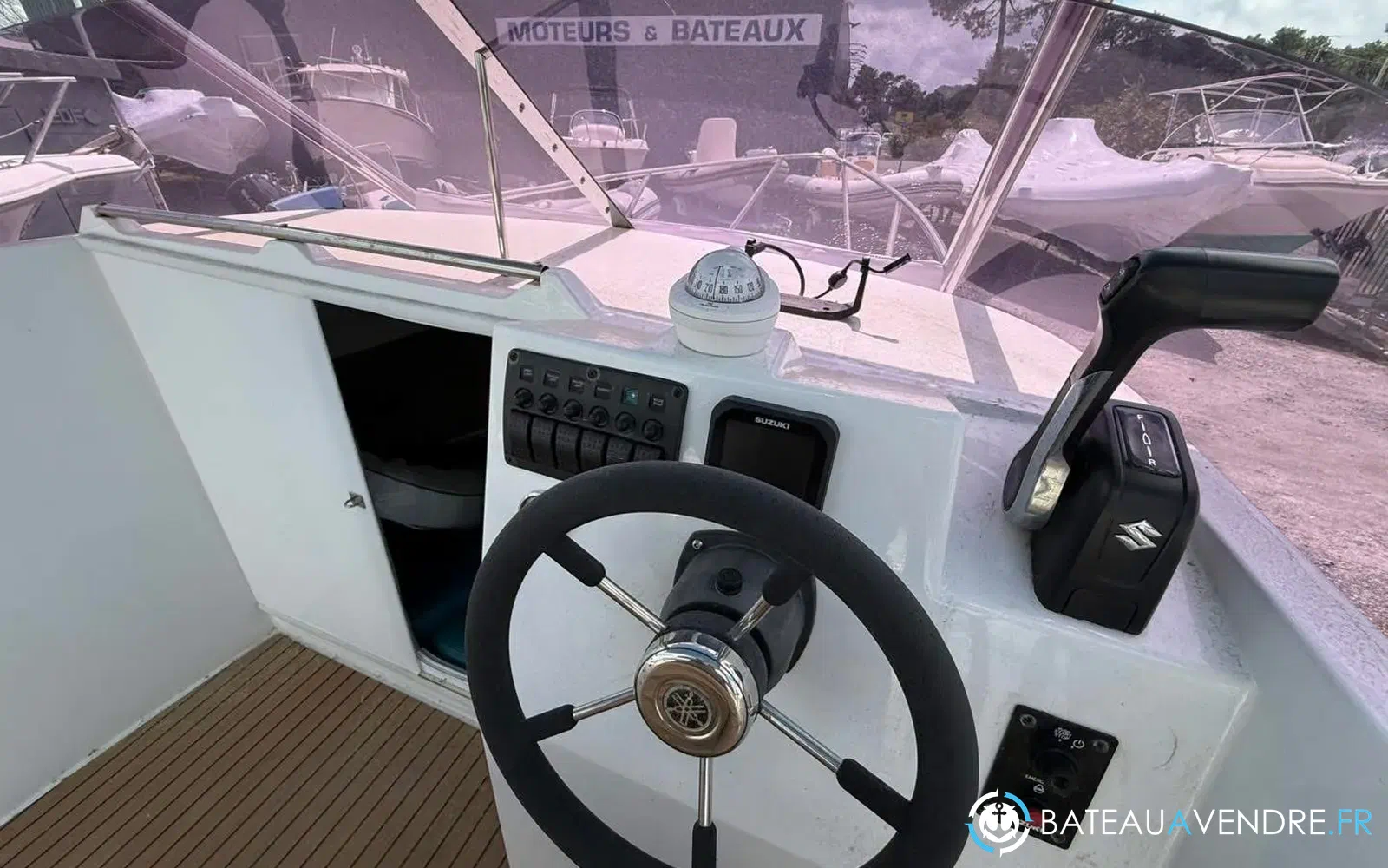 slider 14 Yachting France Arcoa 630