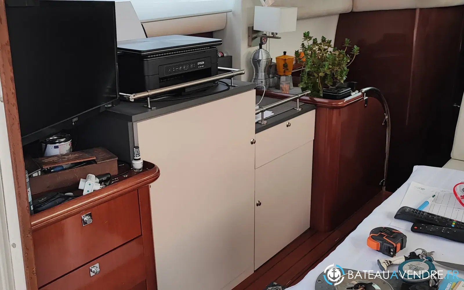 slider 12 Jeanneau Prestige 36 Fly