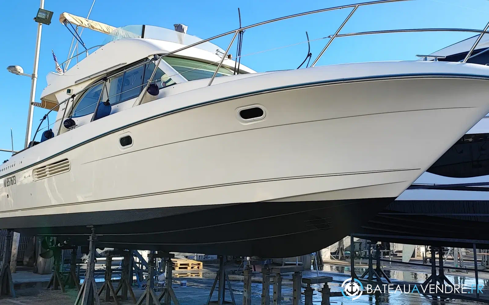 slider 3 Jeanneau Prestige 36 Fly