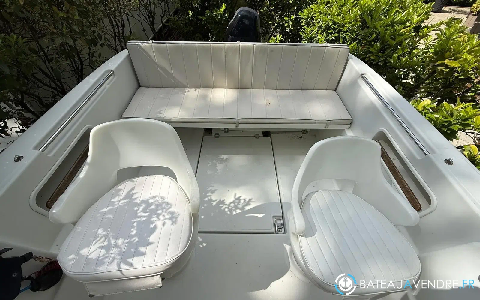 slider 10 Quicksilver 590 Cruiser