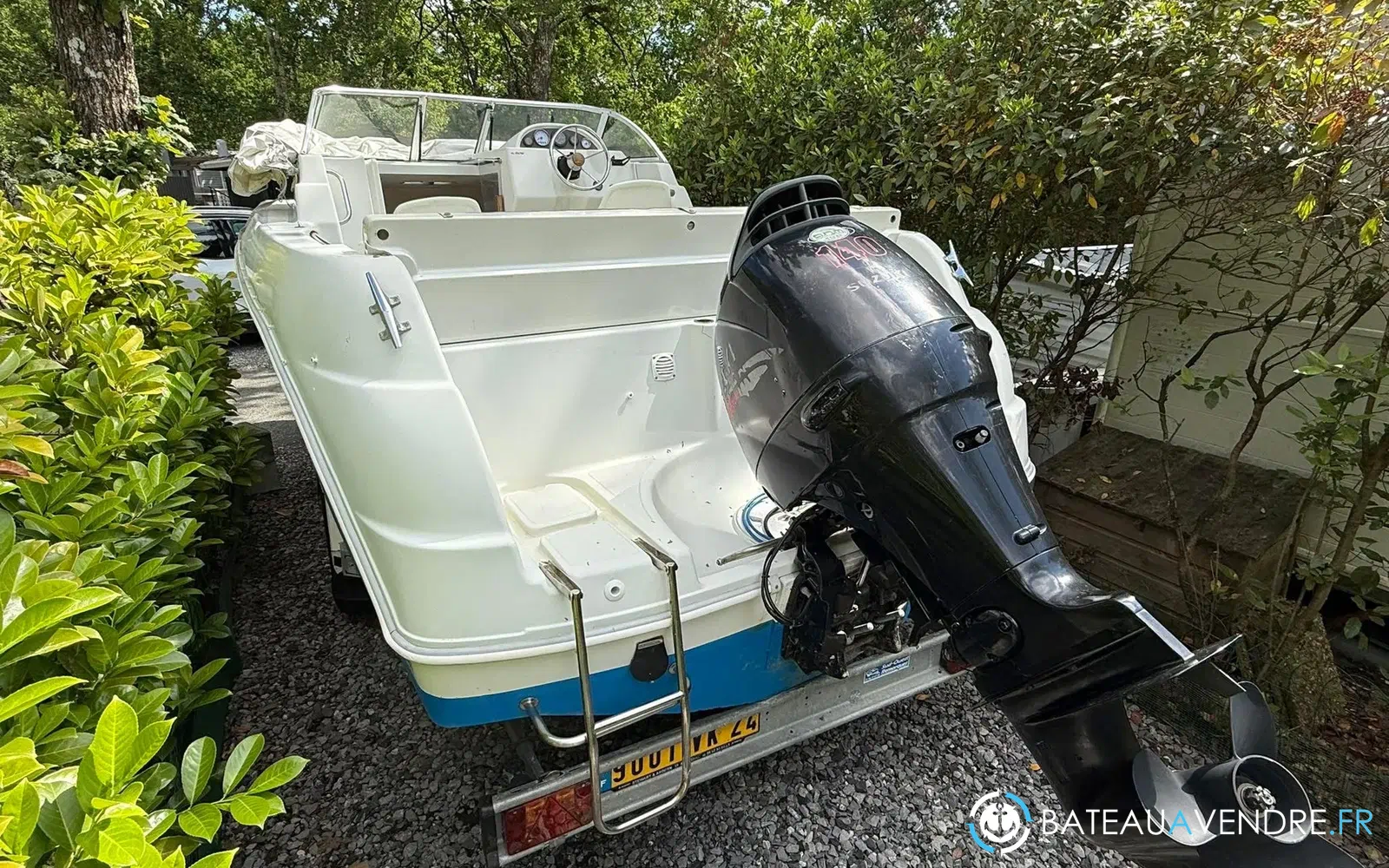 slider 3 Quicksilver 590 Cruiser