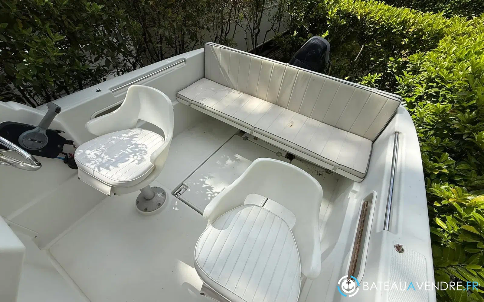 slider 8 Quicksilver 590 Cruiser