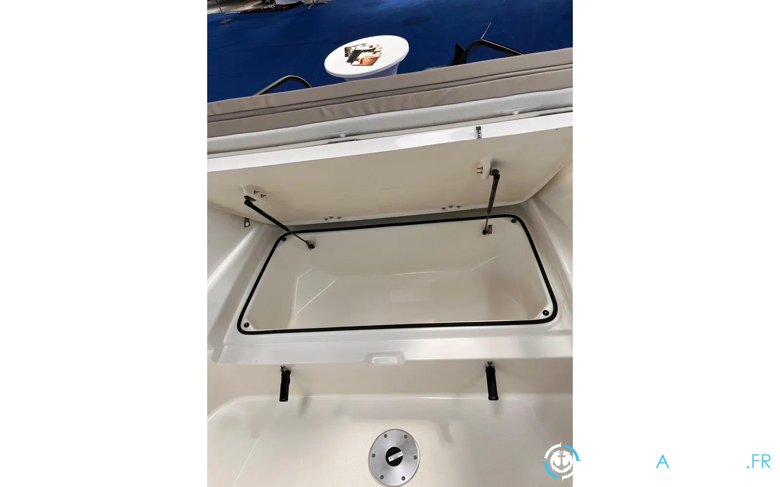 slider 8 Quicksilver Activ 555 Open
