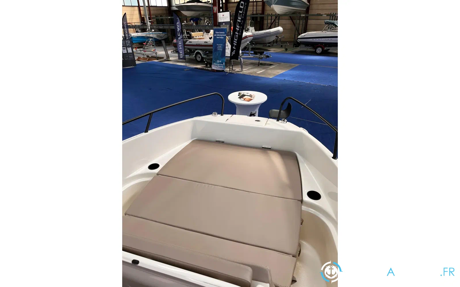 slider 6 Quicksilver Activ 555 Open