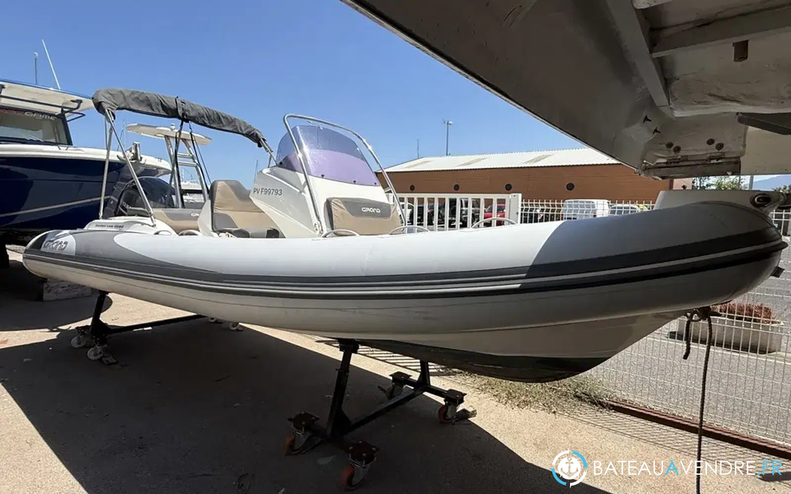 slider 0 Grand G580 GOLDEN LINE