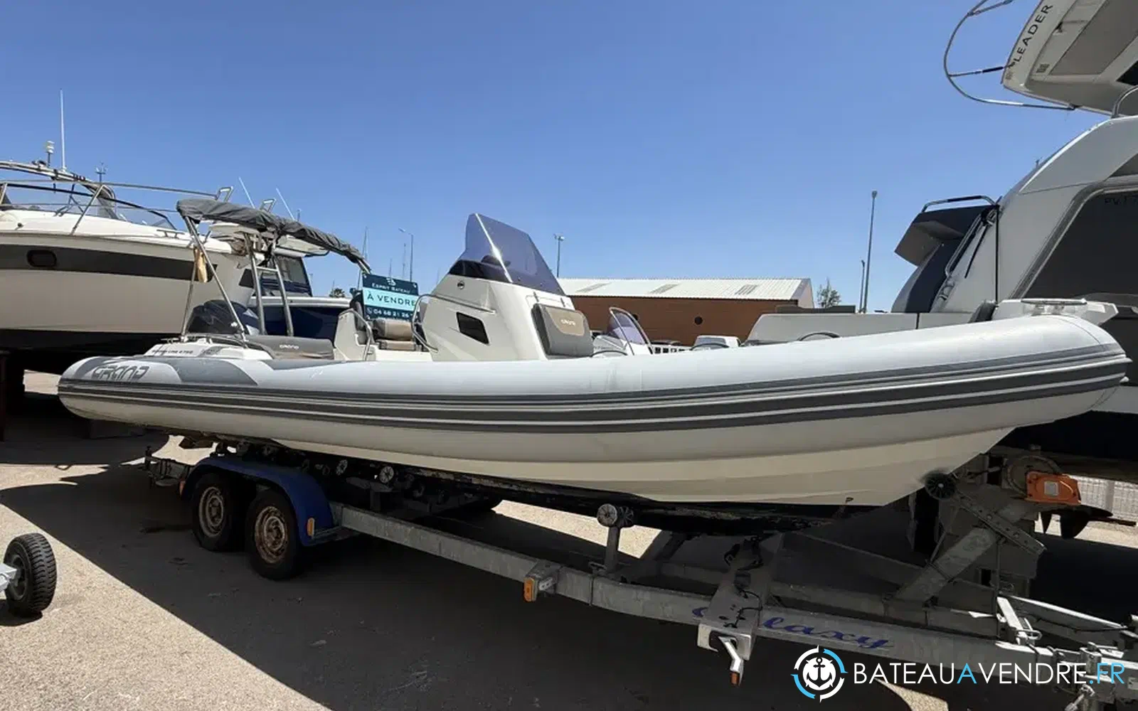 slider 0 Grand Golden Line G750