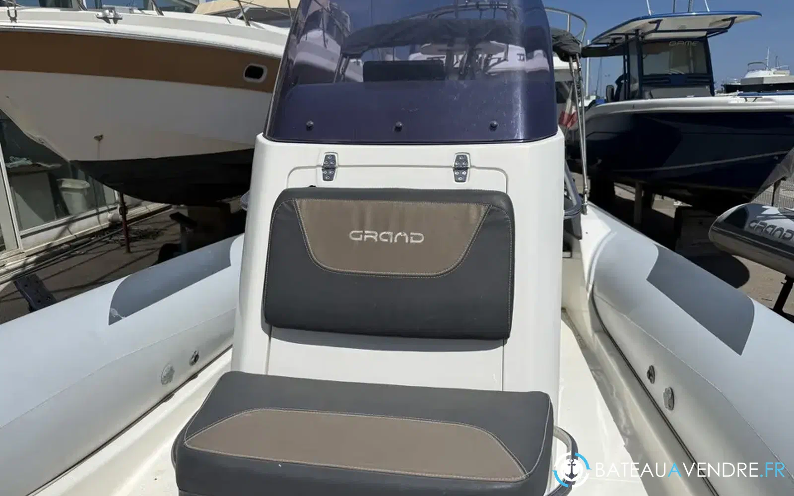 slider 7 Grand Golden Line G750