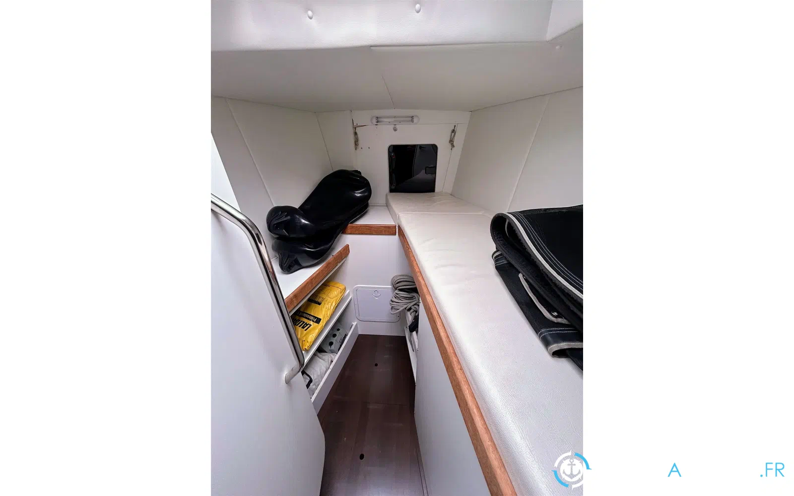slider 10 Wauquiez Pilot Saloon 55
