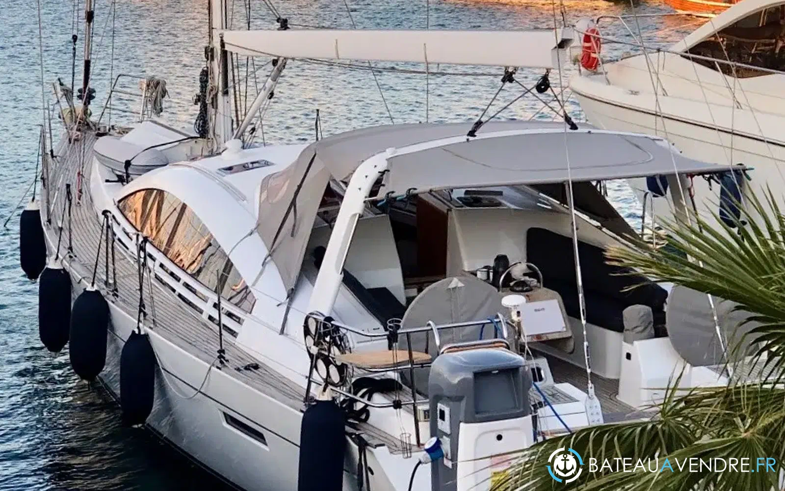 slider 1 Wauquiez Pilot Saloon 55