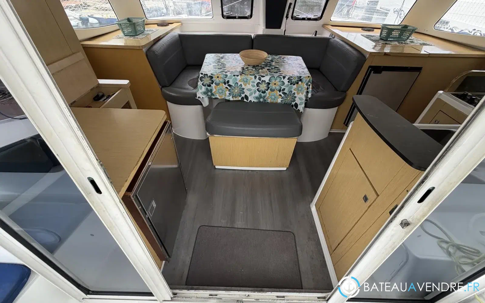 slider 19 Fountaine Pajot Mahe 36 Evolution