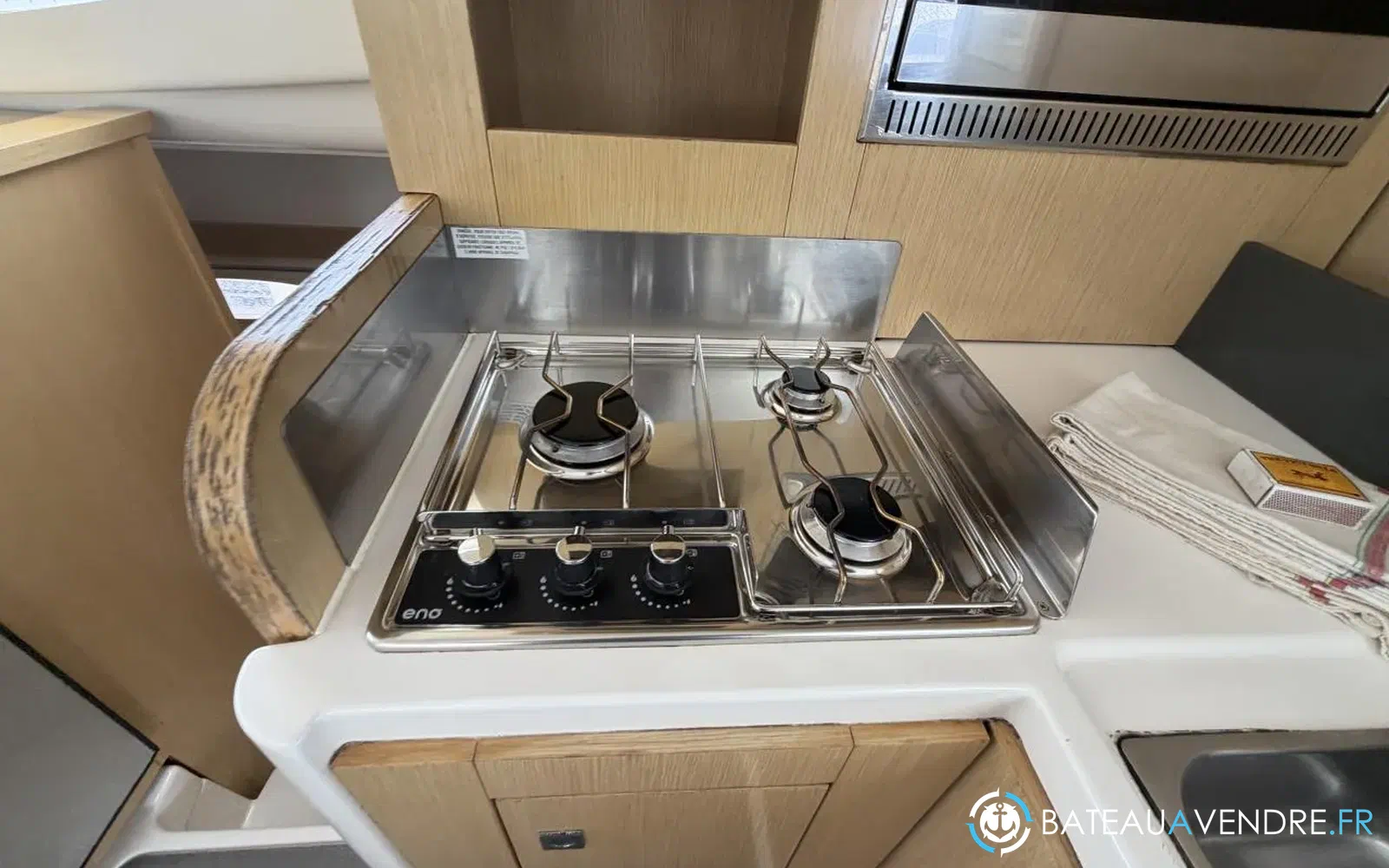 slider 24 Fountaine Pajot Mahe 36 Evolution
