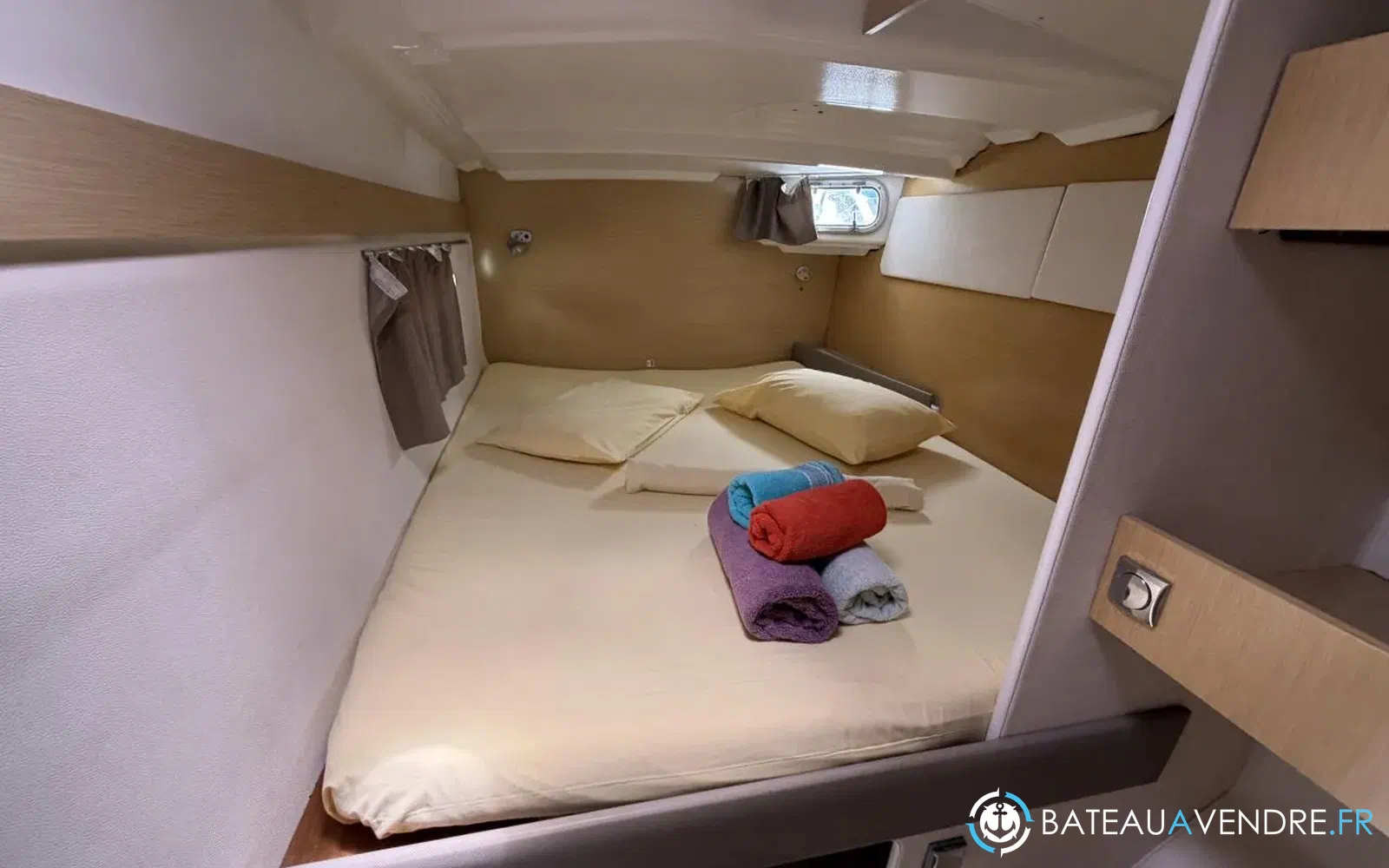 slider 30 Fountaine Pajot Mahe 36 Evolution