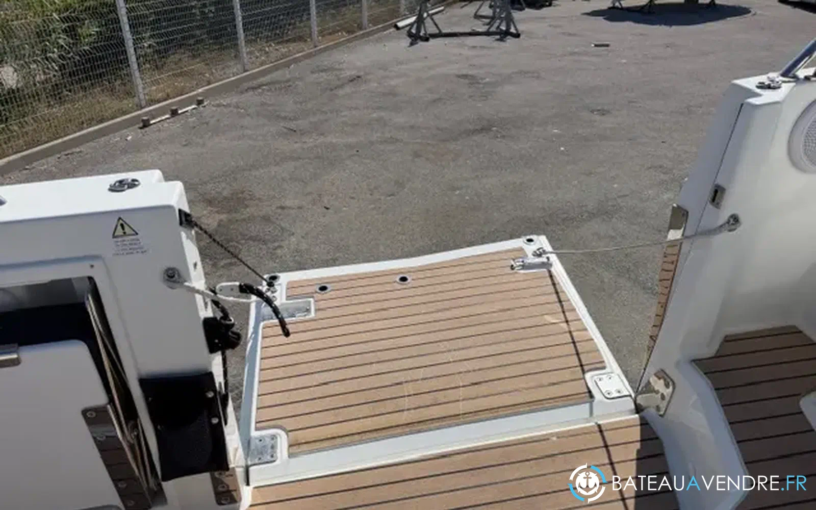 slider 18 Jeanneau Cap Camarat 9.0 WA