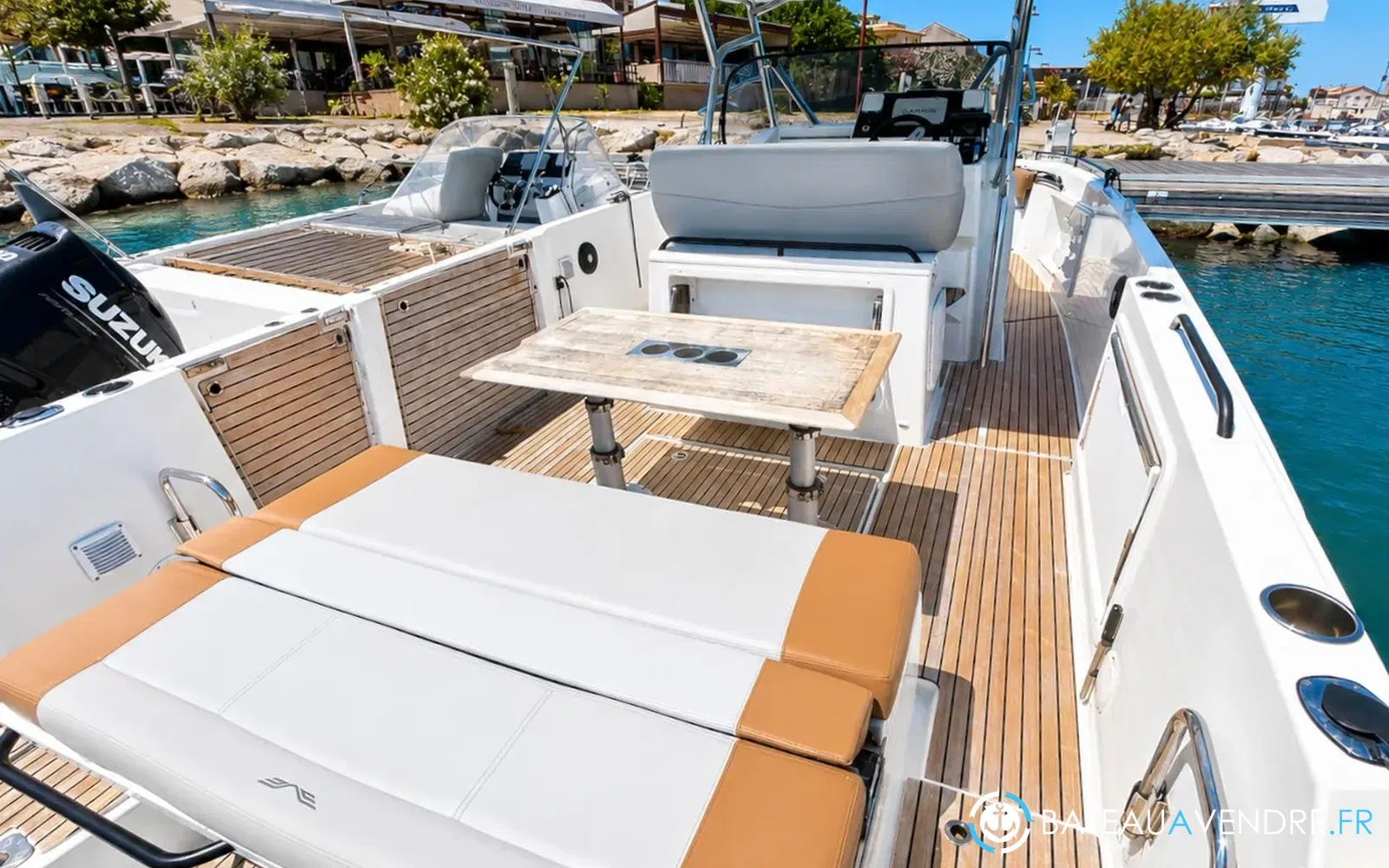 slider 2 Beneteau Flyer 9 Spacedeck