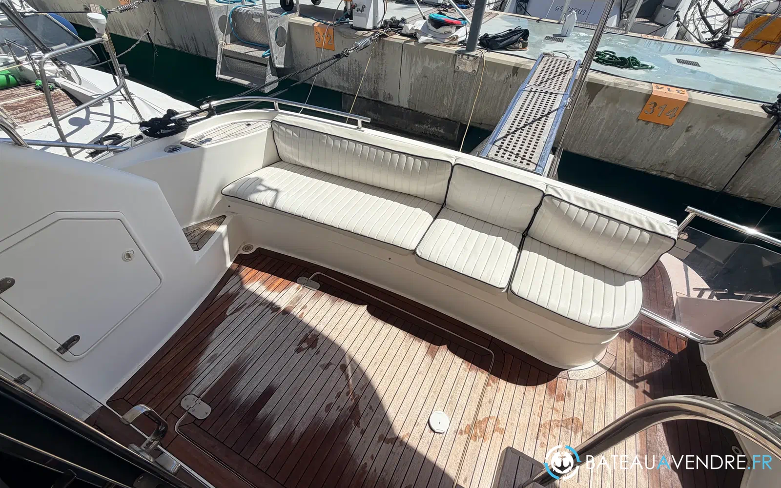 slider 3 Fairline Phantom 40