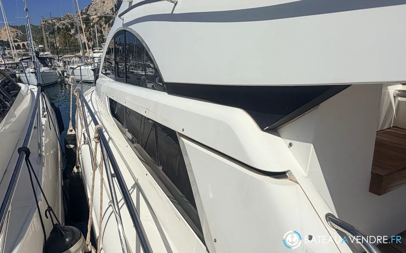 slider 4 Fairline Phantom 40