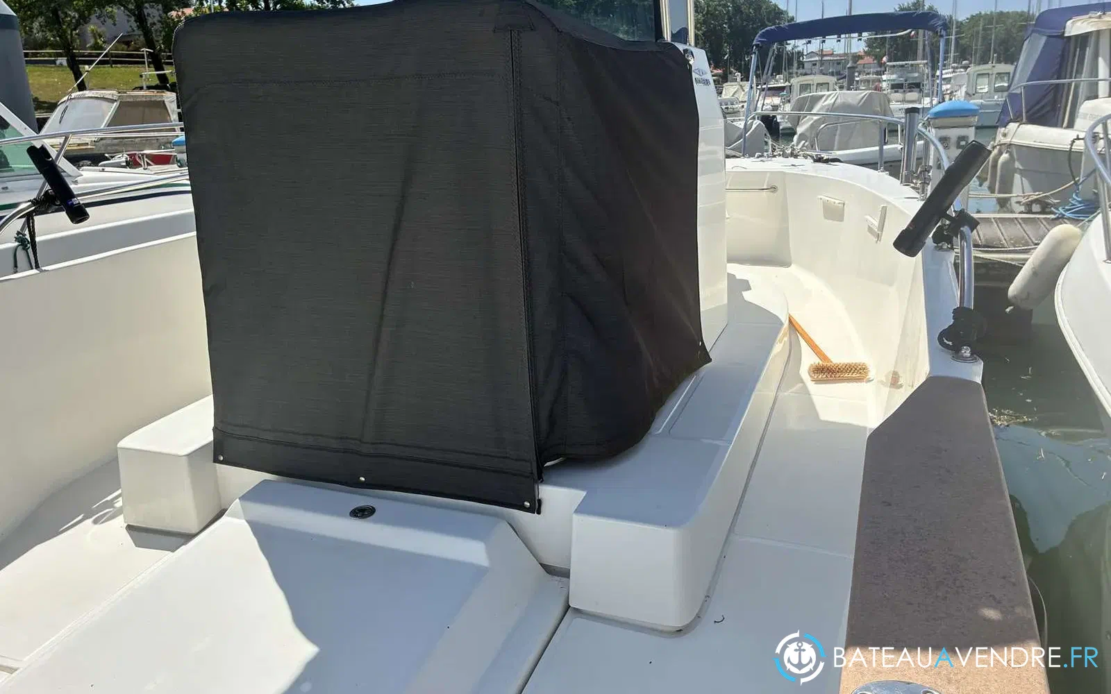 slider 12 Ocqueteau Ostrea 700 T-Top