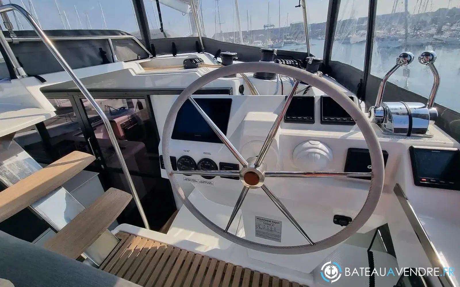 slider 3 Fountaine Pajot Tanna 47