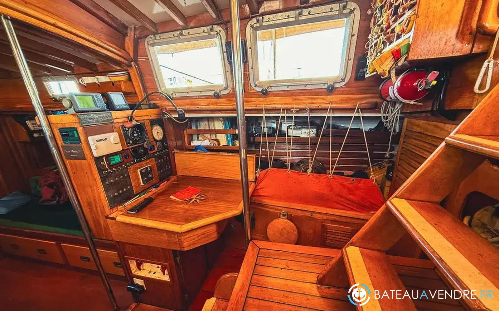slider 10 Durand Yawl