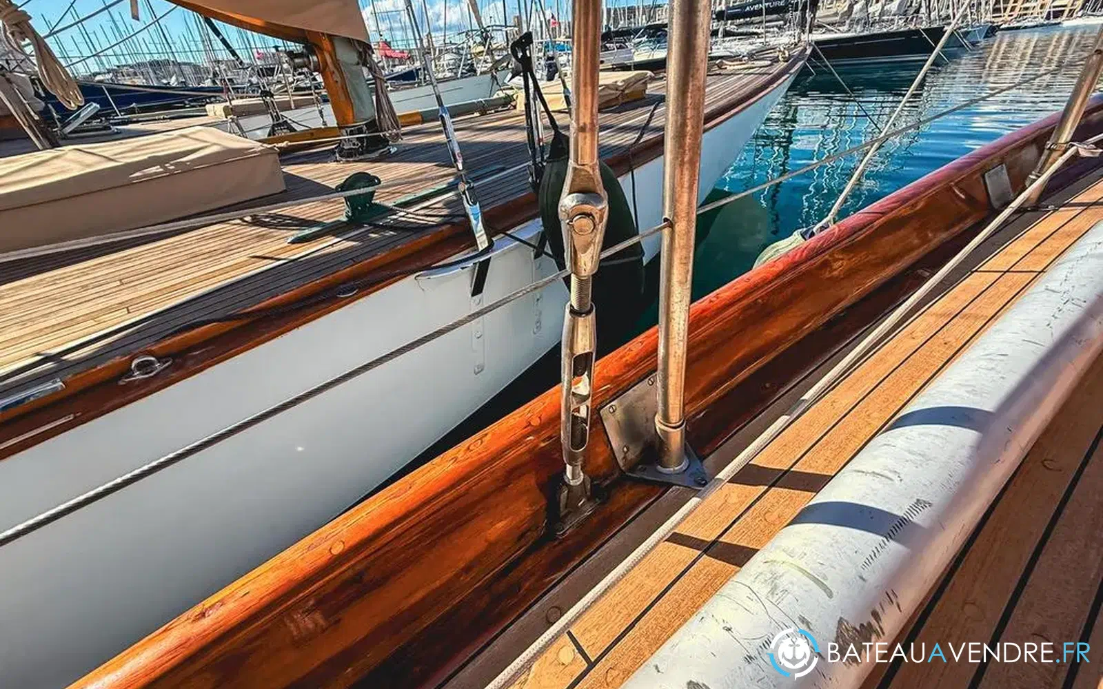 slider 5 Durand Yawl