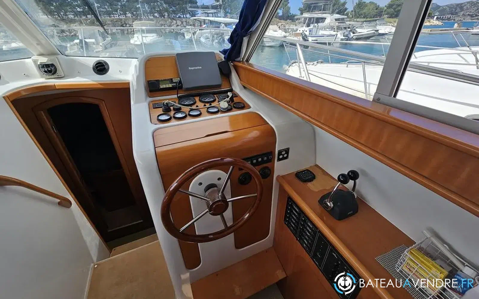 slider 8 Beneteau Antares 10.80