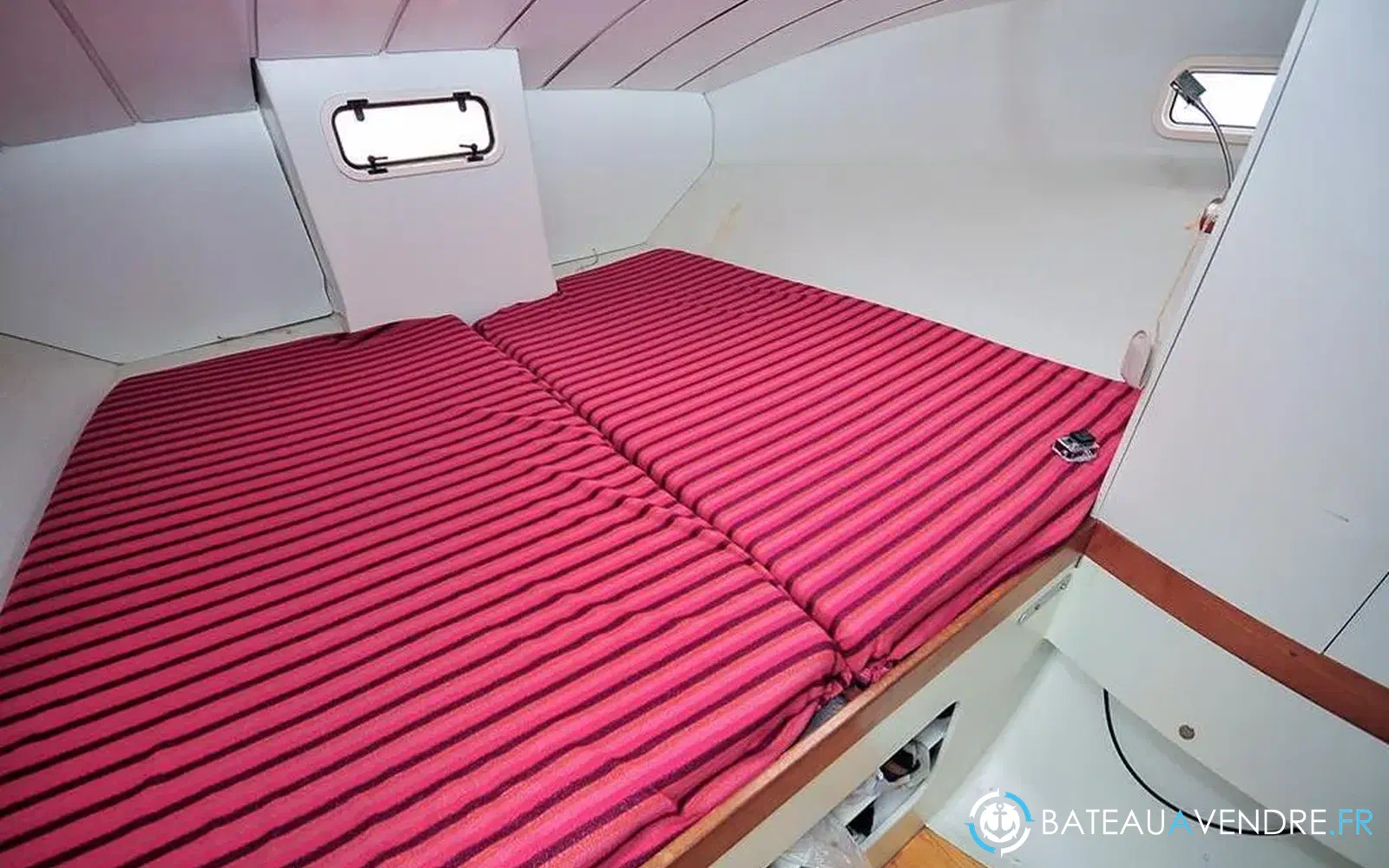 slider 14 Custom Trimaran