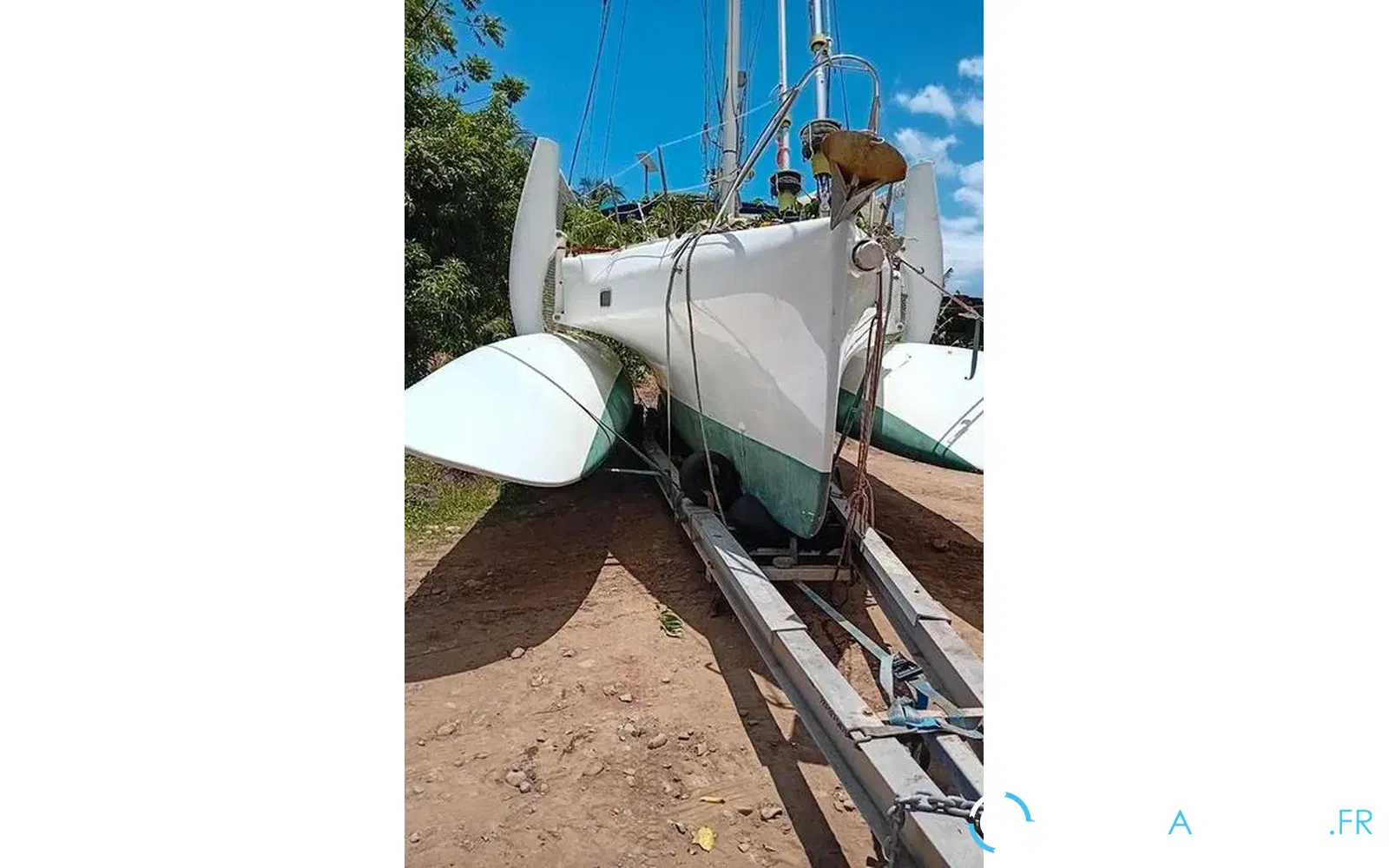 slider 3 Custom Trimaran