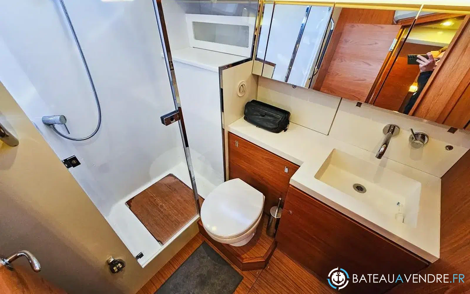 slider 12 Wauquiez Pilot Saloon 48