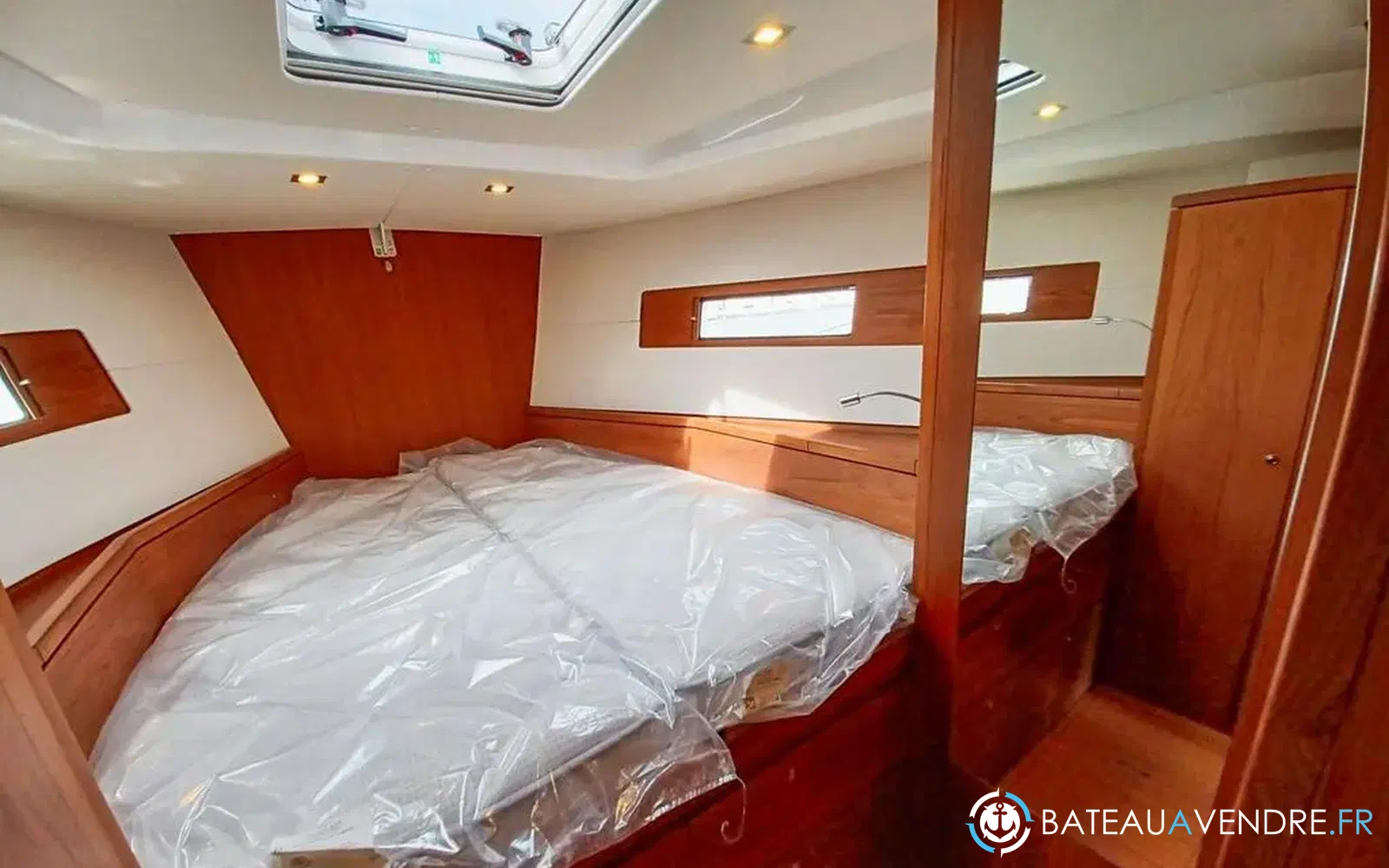 slider 15 Wauquiez Pilot Saloon 48