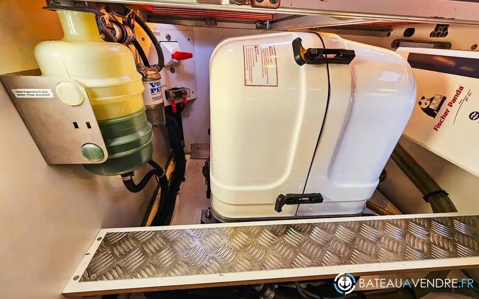 slider 19 Wauquiez Pilot Saloon 48