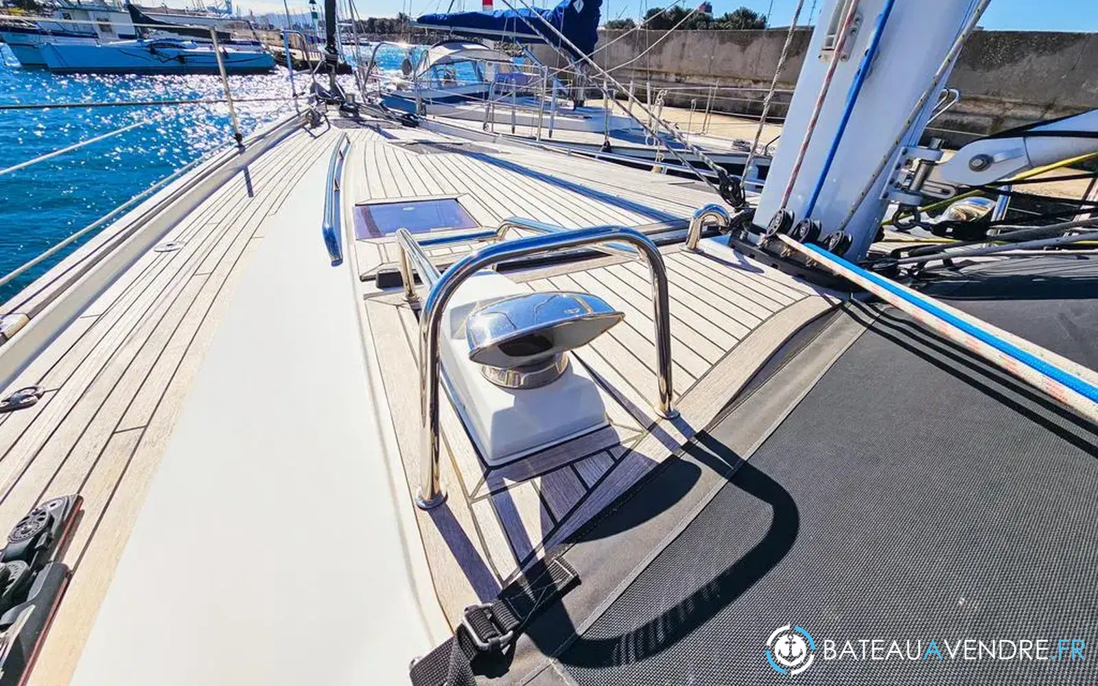 slider 21 Wauquiez Pilot Saloon 48