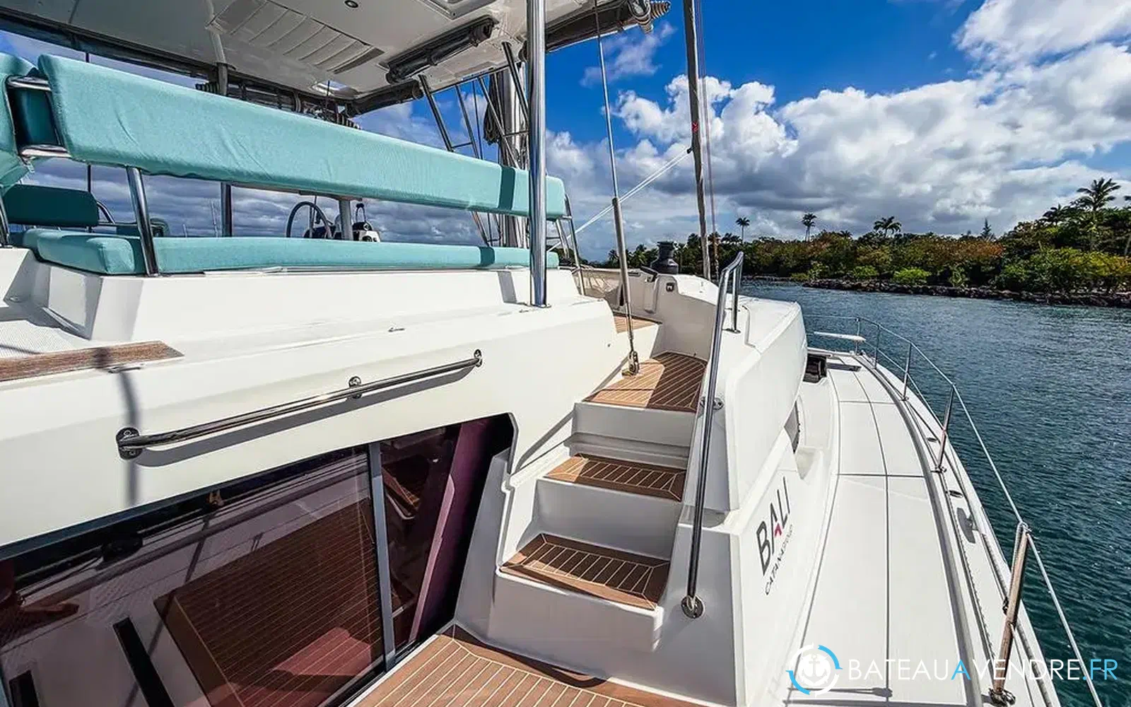 slider 11 Bali Catamarans Bali 4.6