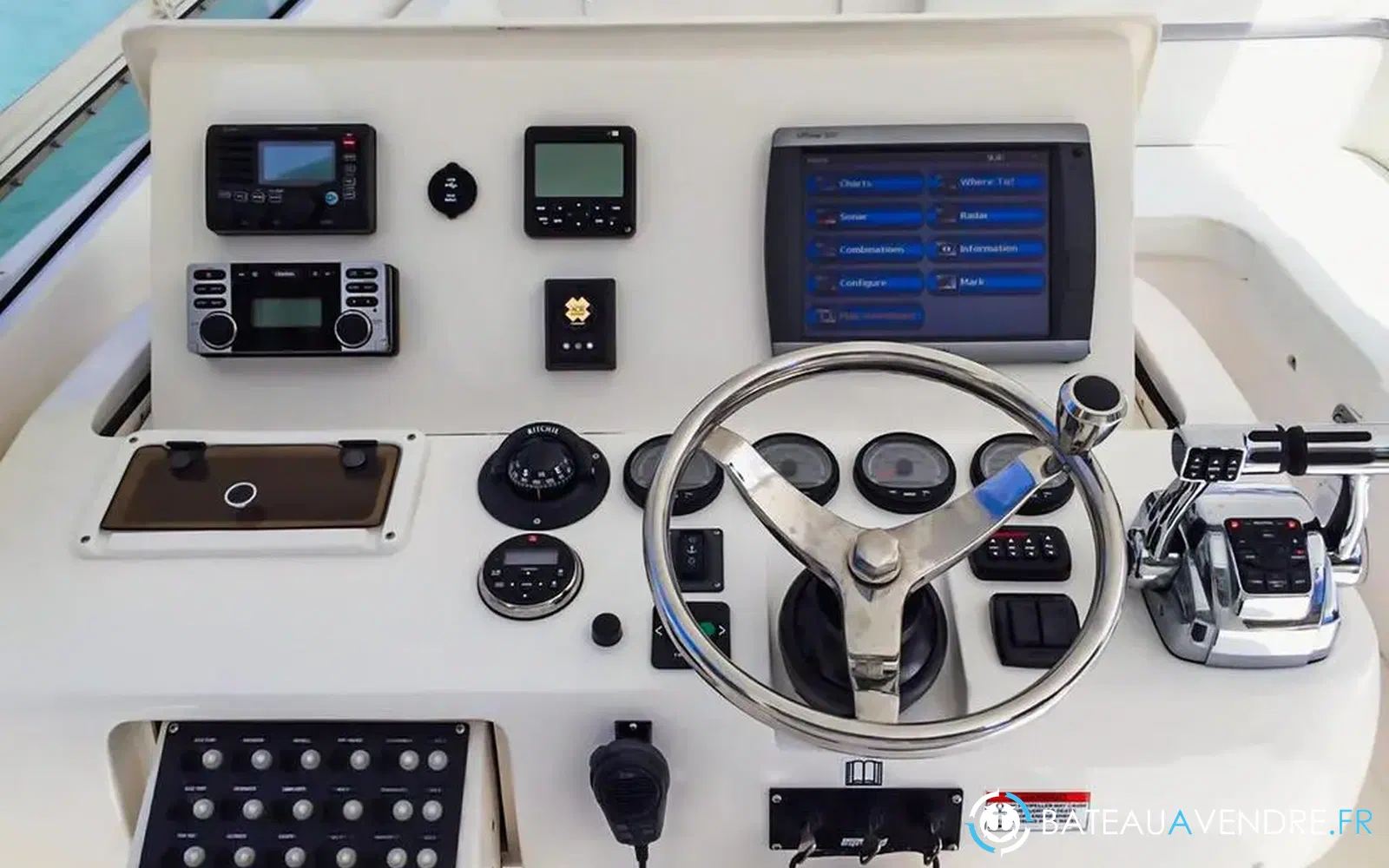 slider 12 Intrepid Miami 390 Sport Yacht
