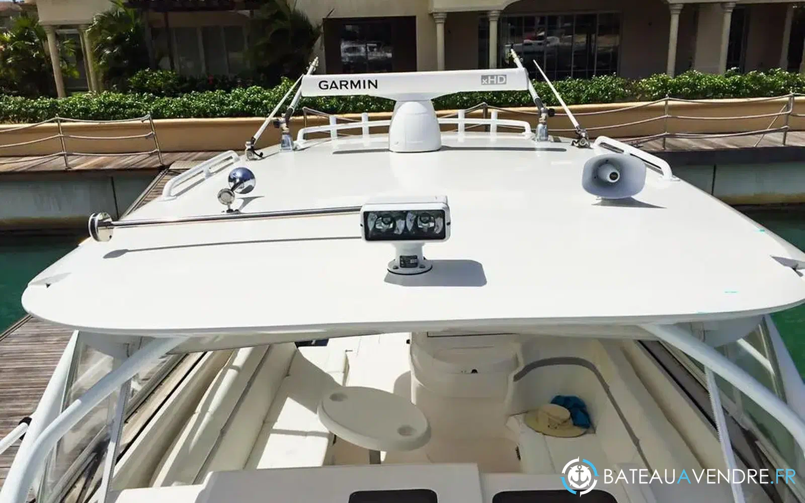slider 20 Intrepid Miami 390 Sport Yacht