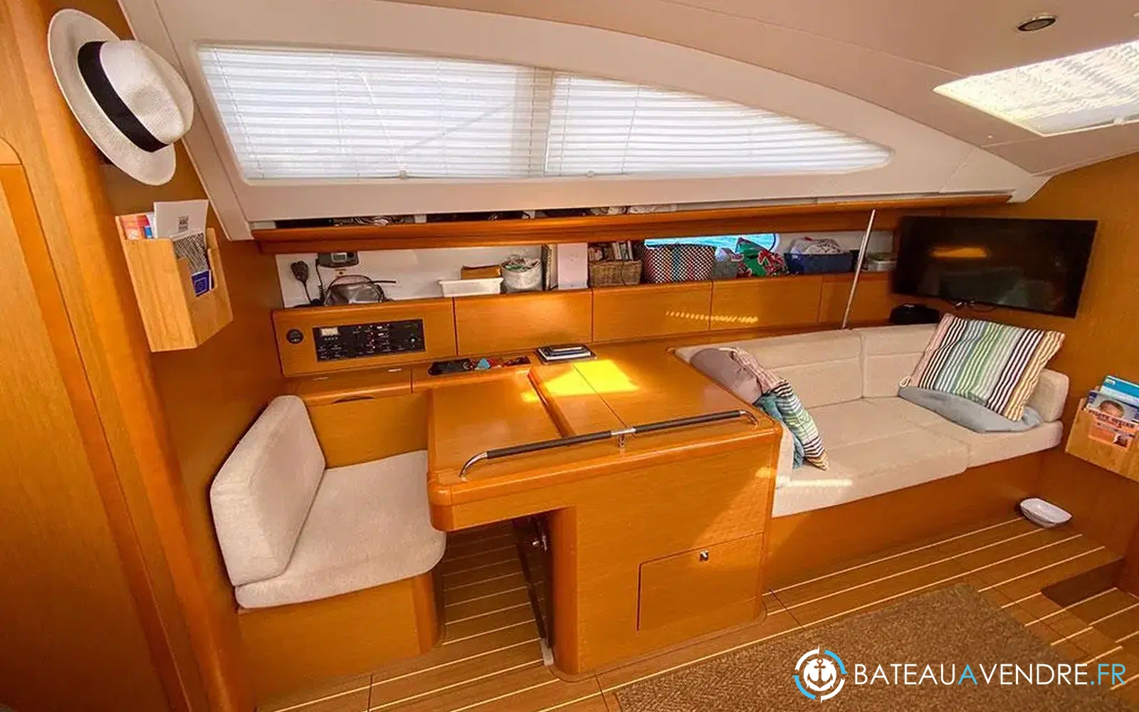 slider 13 Jeanneau Sun Odyssey 50 DS