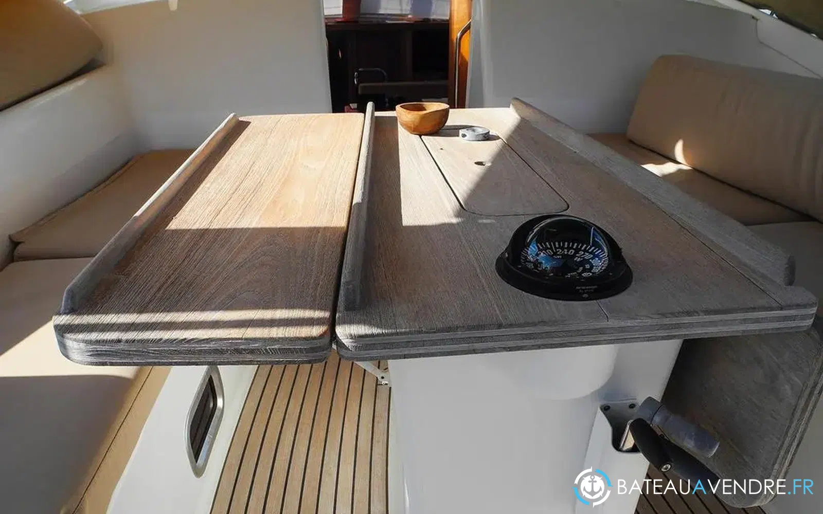 slider 6 Wauquiez Pilot Saloon 55