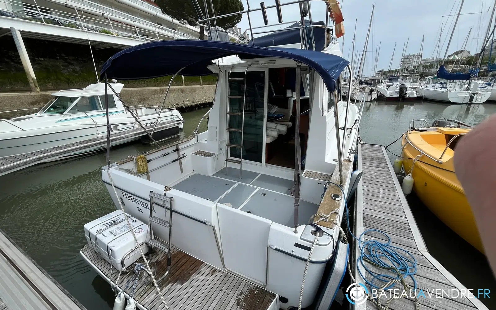 slider 1 Beneteau Antares Serie 9 Fly