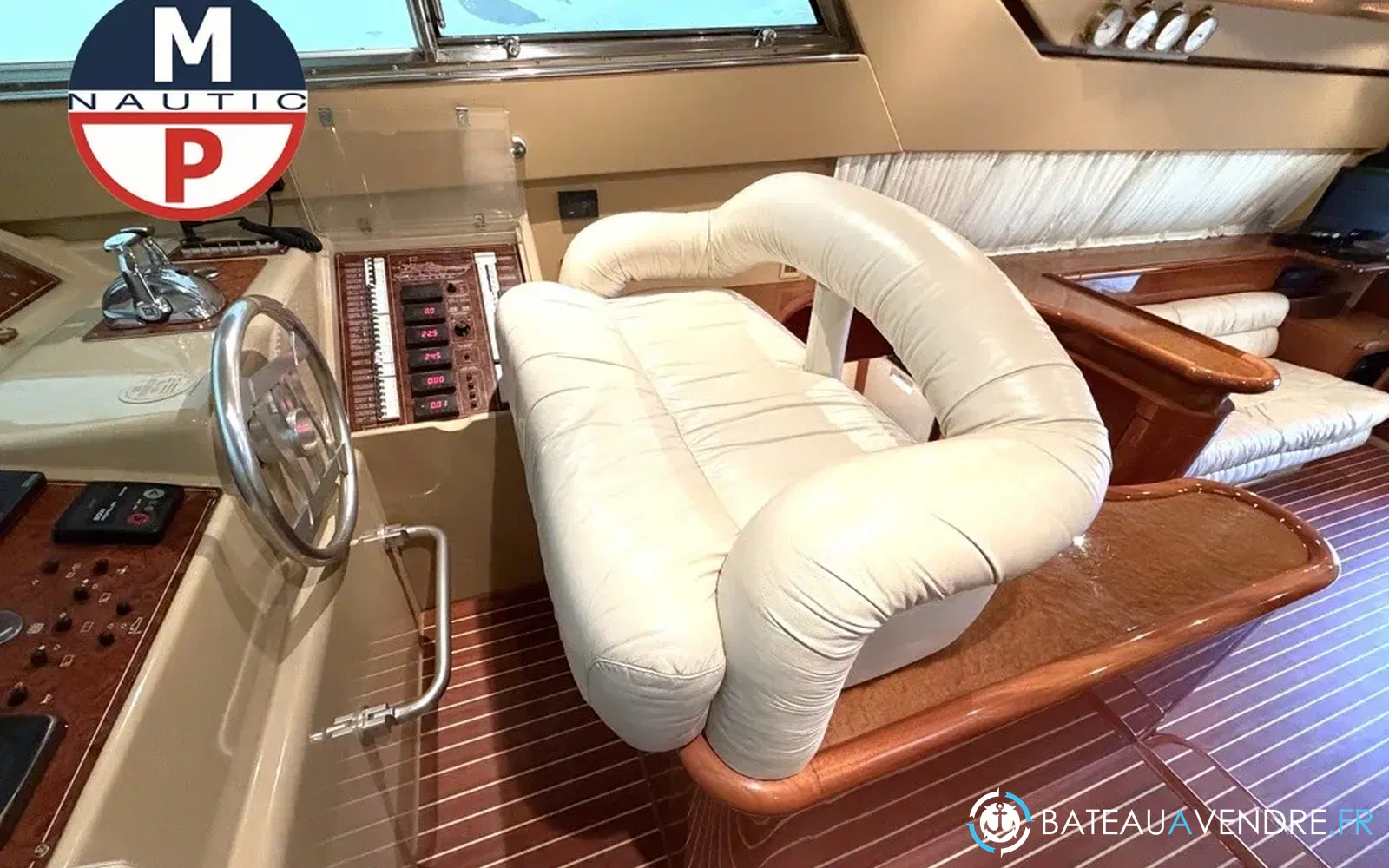 slider 12 Ferretti 165 Fly